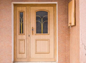 5 Signs You Need to Replace Your Front Door