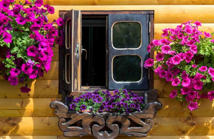 5 benefits of installing awning windows for your home